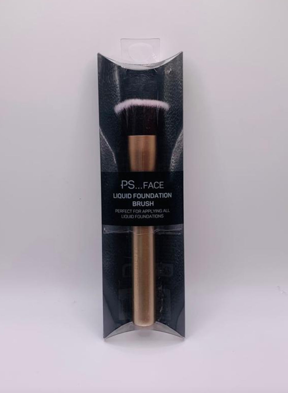 PS LIQUID FOUNDATION BRUSH